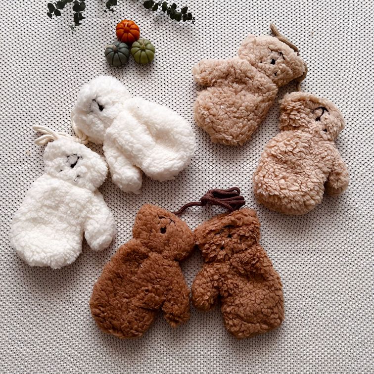 دستکش تک انگشتی تدی چشمی